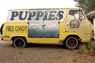 Illustration for article titled The ten creepiest vans